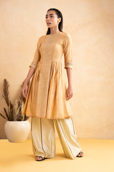 AMALI PRINTED PANELED KURTA