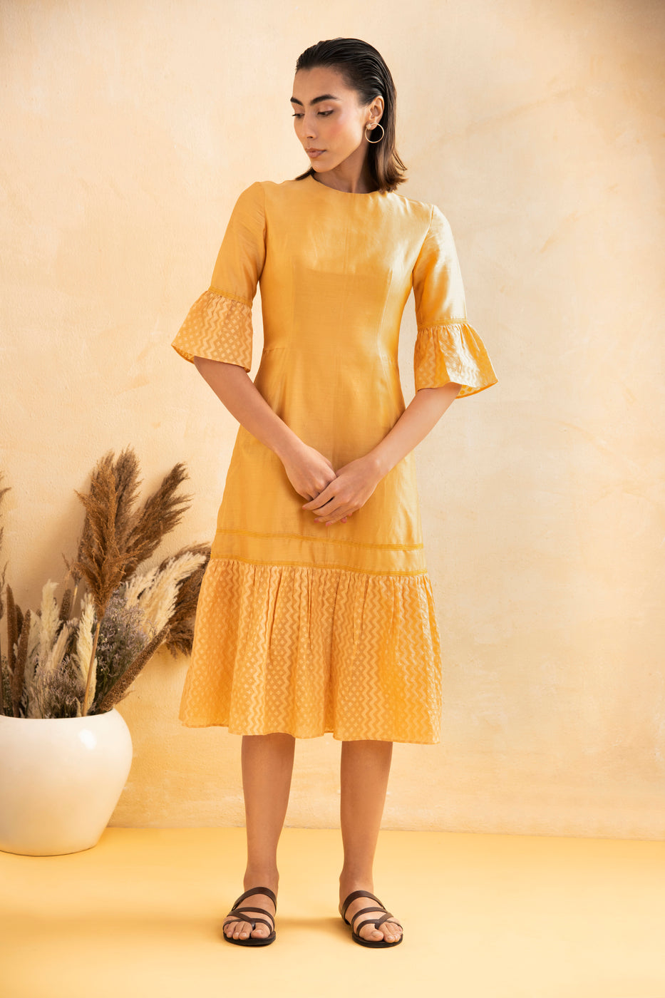 ABIBA TONAL RUFFLE  DRESS